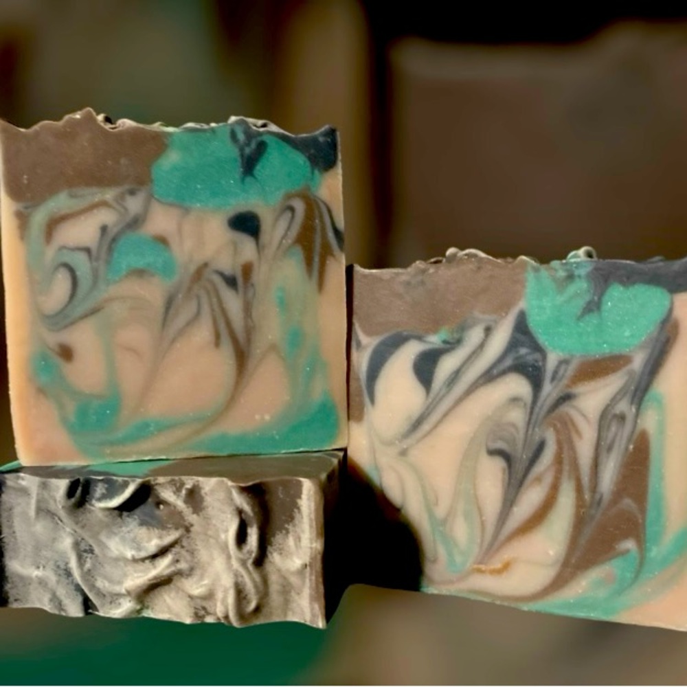 Tobacco & Bay Leaf Cold processed soap